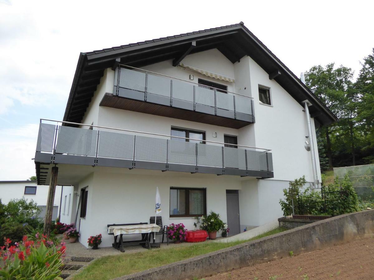 Treuter Apartment *